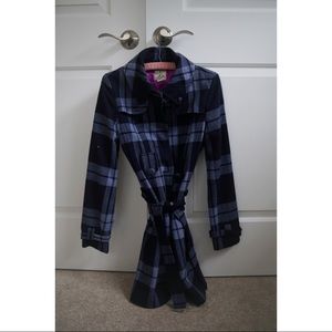 Plaid trench coat. Perfect condition. Size XS.
